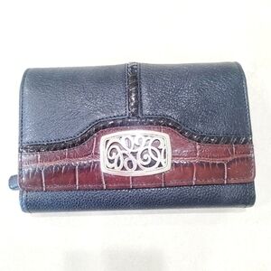 Classic Brighton Pebbled Leather Vintage purse clutch wallet crossbody